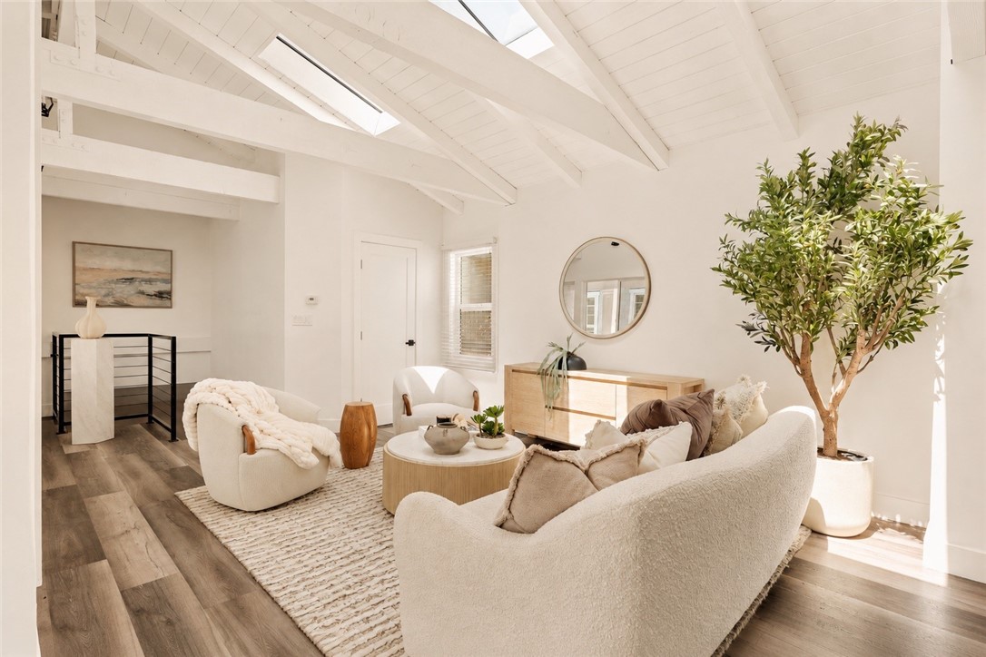 702 1/2 Acacia Avenue, Corona Del Mar CA 92625 - photo 3