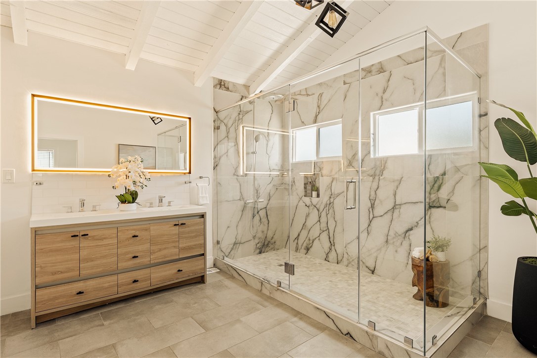 702 1/2 Acacia Avenue, Corona Del Mar CA 92625 - photo 11