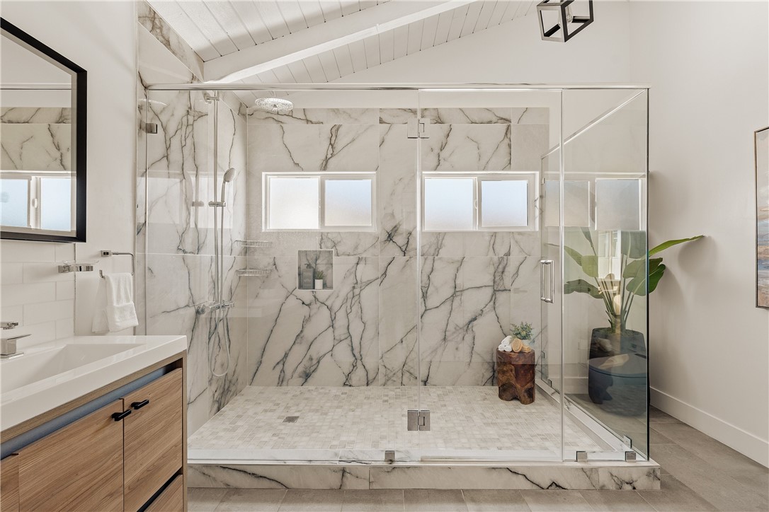 Primary Bathroom - 702 1/2 Acacia Avenue, Corona Del Mar CA 92625 - photo 13
