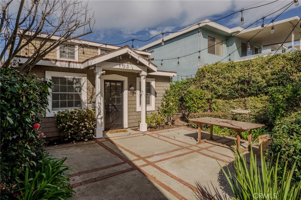 703 Orchid, Corona Del Mar CA 92625 - photo 1