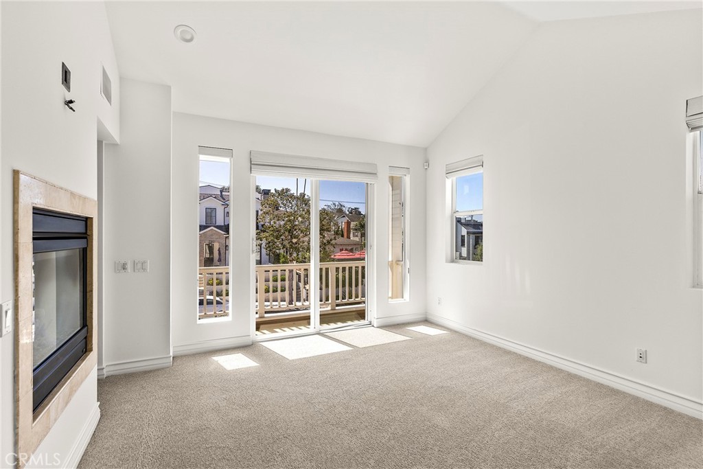 703 Poinsettia Avenue, Corona Del Mar CA 92625 - photo 13