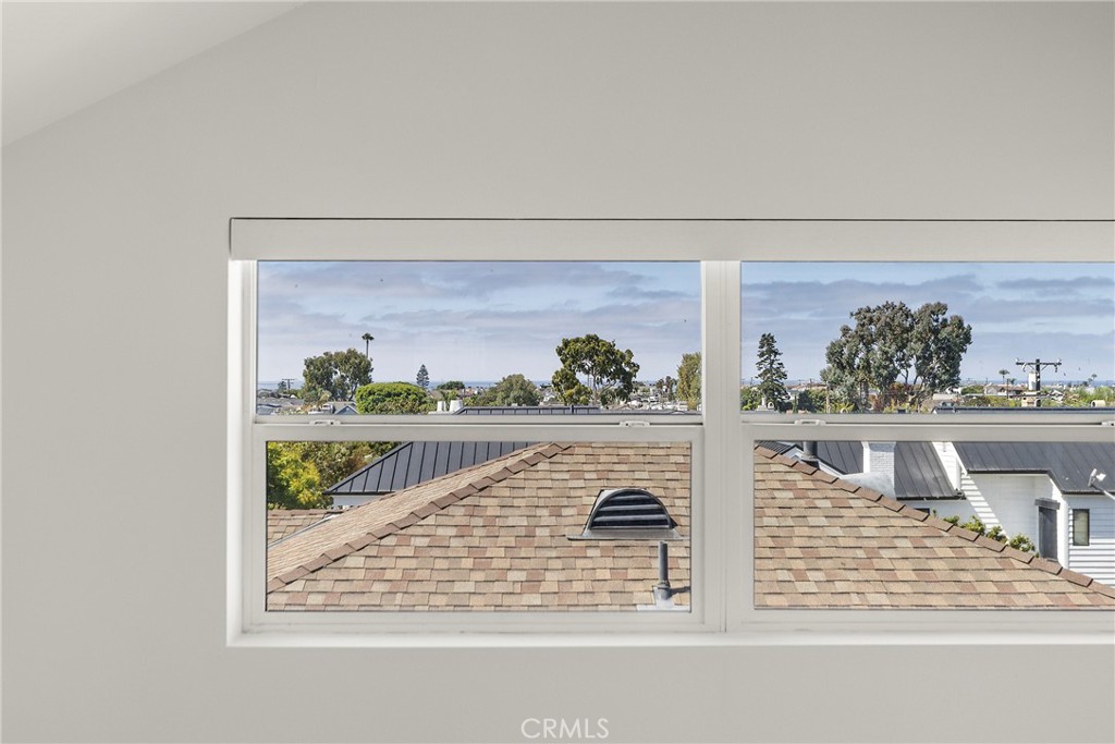 703 Poinsettia Avenue, Corona Del Mar CA 92625 - photo 21