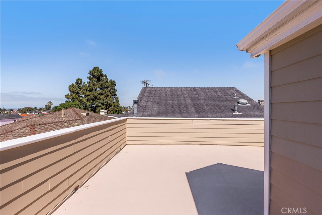 703 Poinsettia Avenue, Corona Del Mar CA 92625 - photo 23
