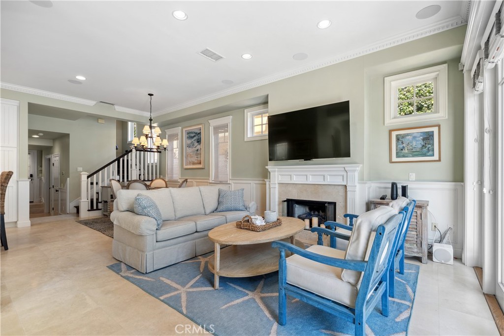705 Goldenrod Avenue, Corona Del Mar CA 92625 - photo 4
