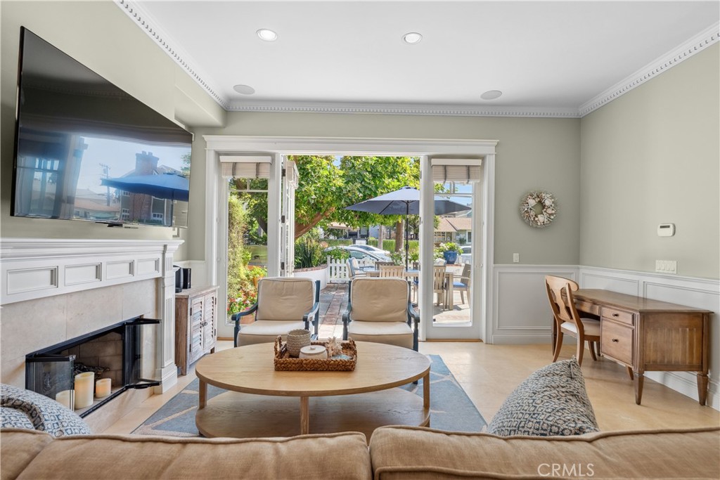 705 Goldenrod Avenue, Corona Del Mar CA 92625 - photo 5