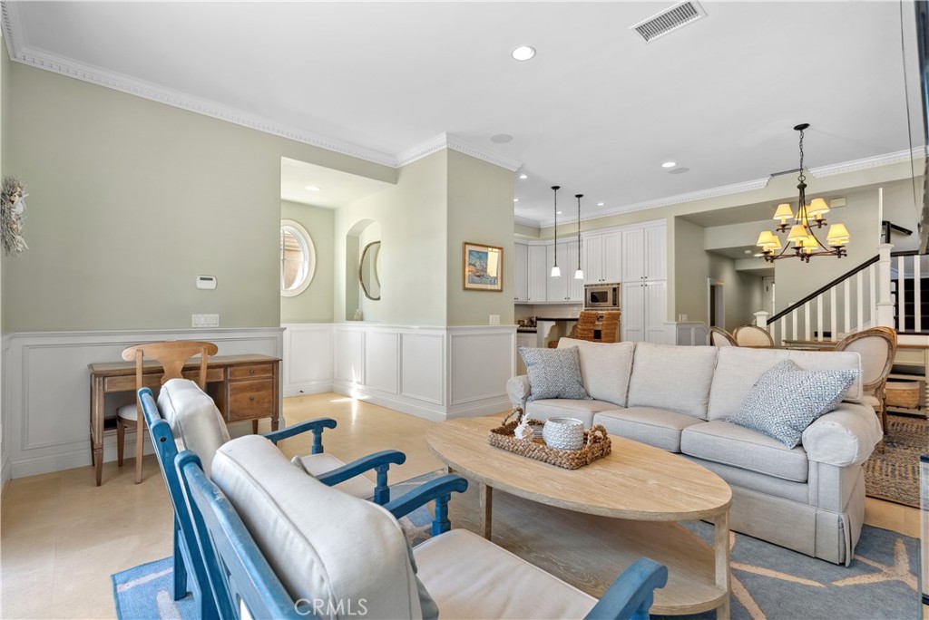 705 Goldenrod Avenue, Corona Del Mar CA 92625 - photo 6