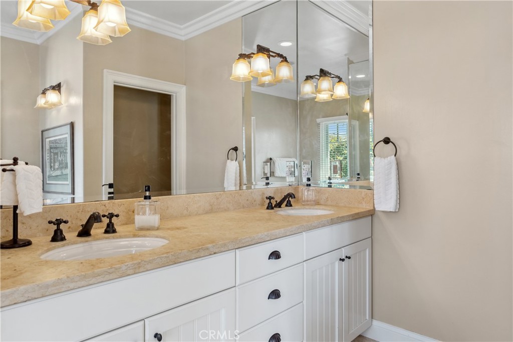 705 Goldenrod Avenue, Corona Del Mar CA 92625 - photo 12