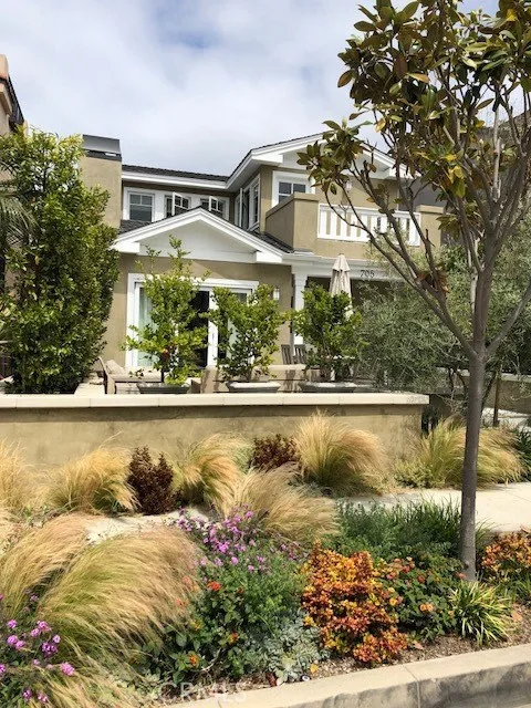 705 Larkspur Avenue B, Corona Del Mar, CA 92625