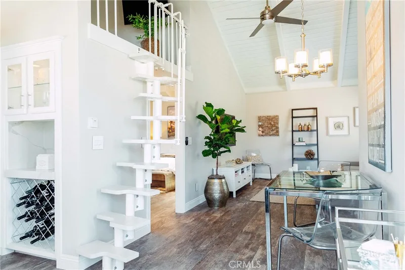 707 1/2 HELIOTROPE Avenue, Corona Del Mar, CA 92625