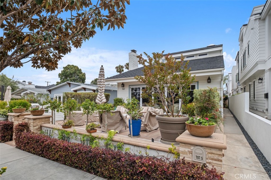 707 1/2 Marigold Avenue, Corona Del Mar CA 92625 - photo 15