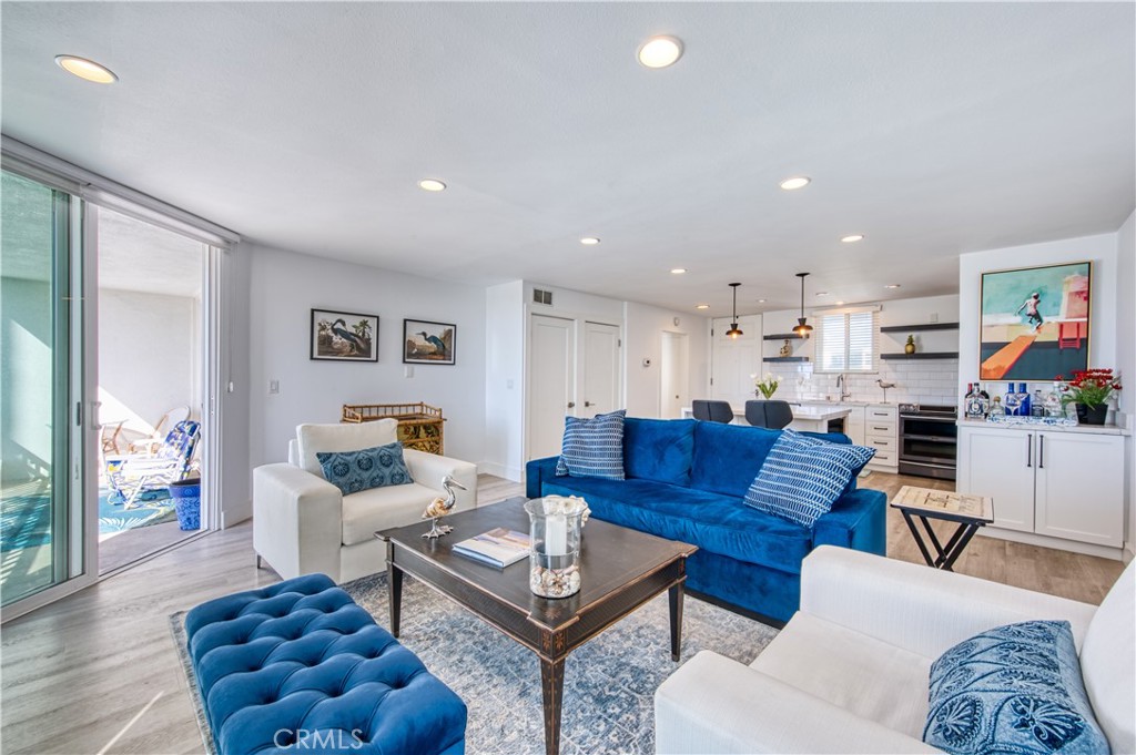 707 Avocado Avenue 210, Corona Del Mar CA 92625 - photo 1
