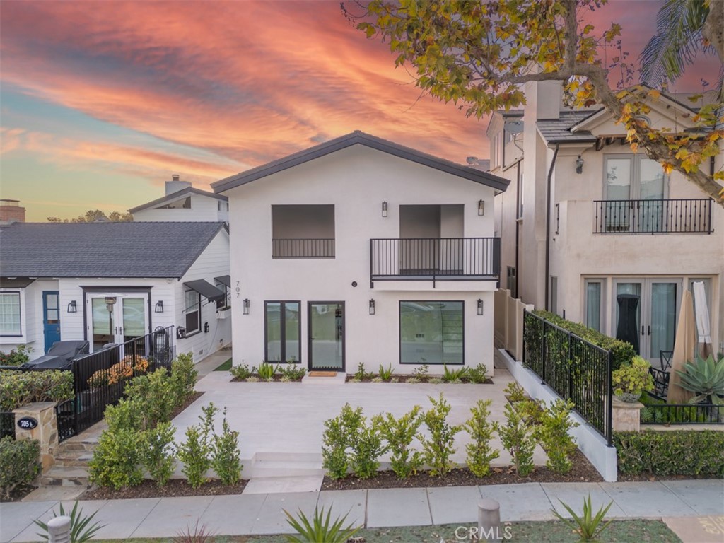 707 Begonia Avenue, Corona Del Mar CA 92625 - photo 1