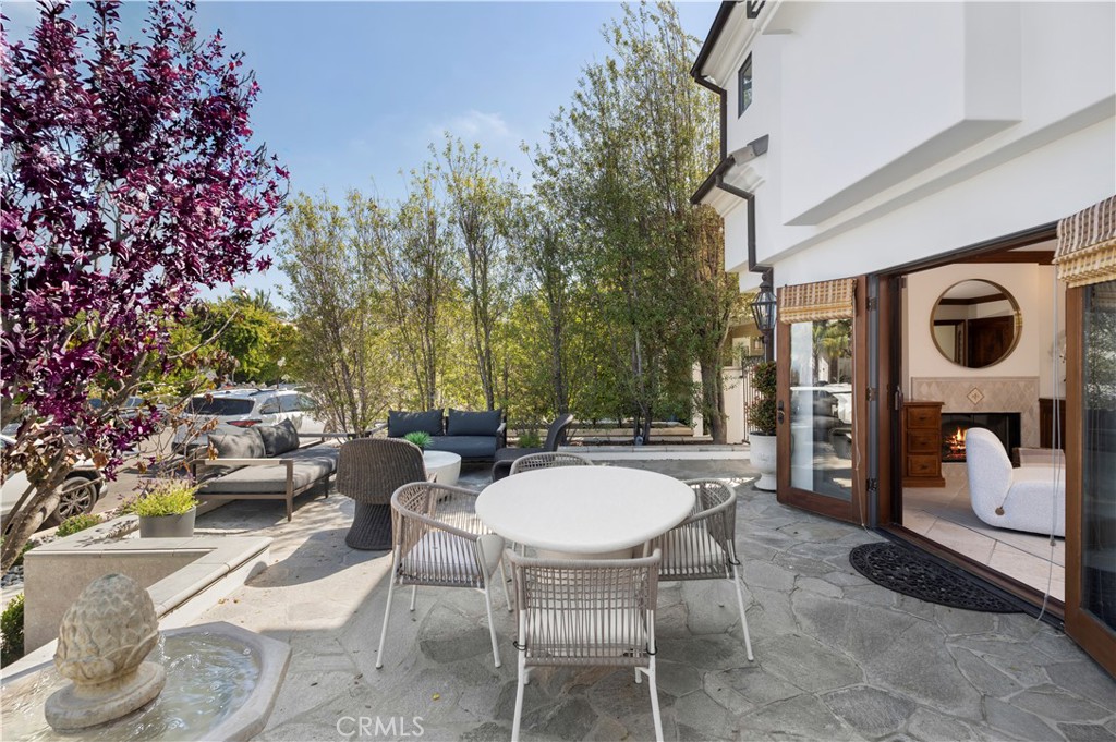 707 Larkspur Avenue, Corona Del Mar CA 92625 - photo 2