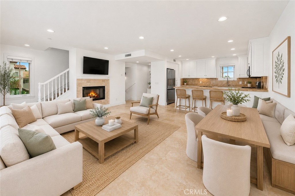 707 Larkspur Avenue, Corona Del Mar CA 92625 - photo 16