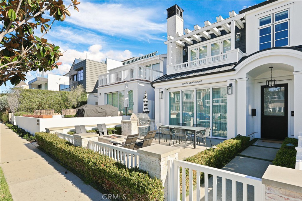 708 Heliotrope Avenue, Corona Del Mar CA 92625 - photo 10