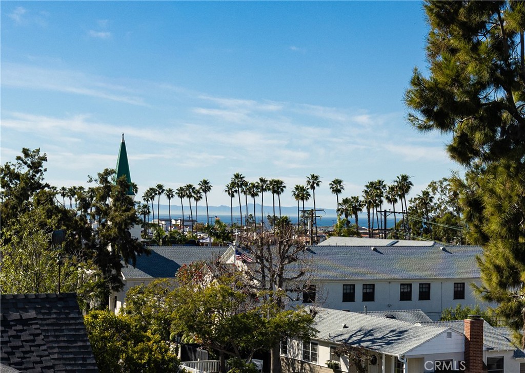 708 Heliotrope Avenue, Corona Del Mar CA 92625 - photo 11