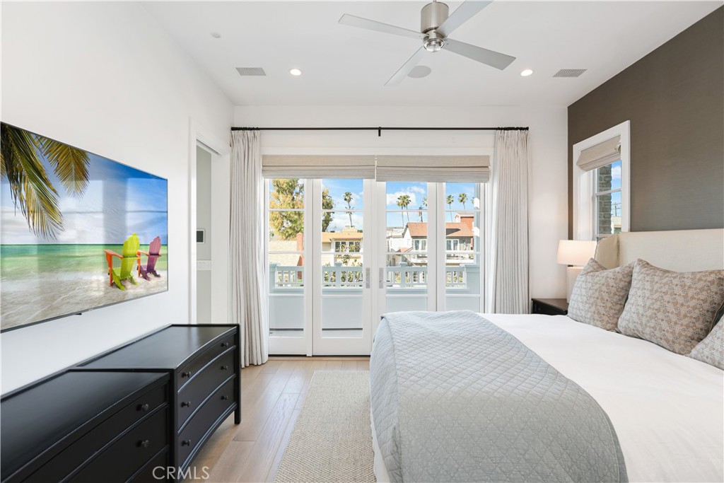 708 Heliotrope Avenue, Corona Del Mar CA 92625 - photo 12