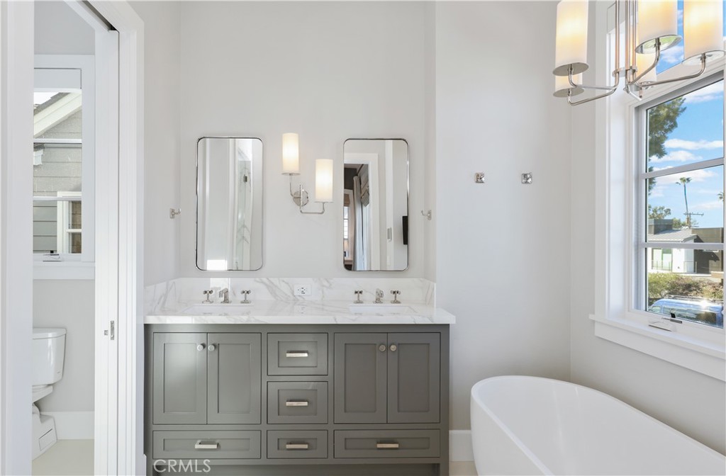 708 Heliotrope Avenue, Corona Del Mar CA 92625 - photo 17