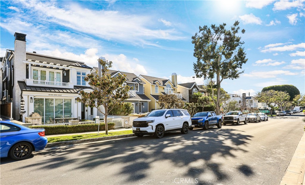 708 Heliotrope Avenue, Corona Del Mar CA 92625 - photo 35