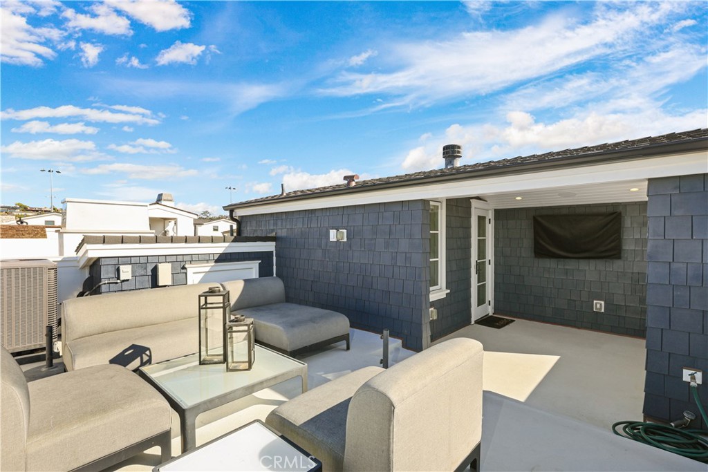 708 Heliotrope Avenue, Corona Del Mar CA 92625 - photo 39
