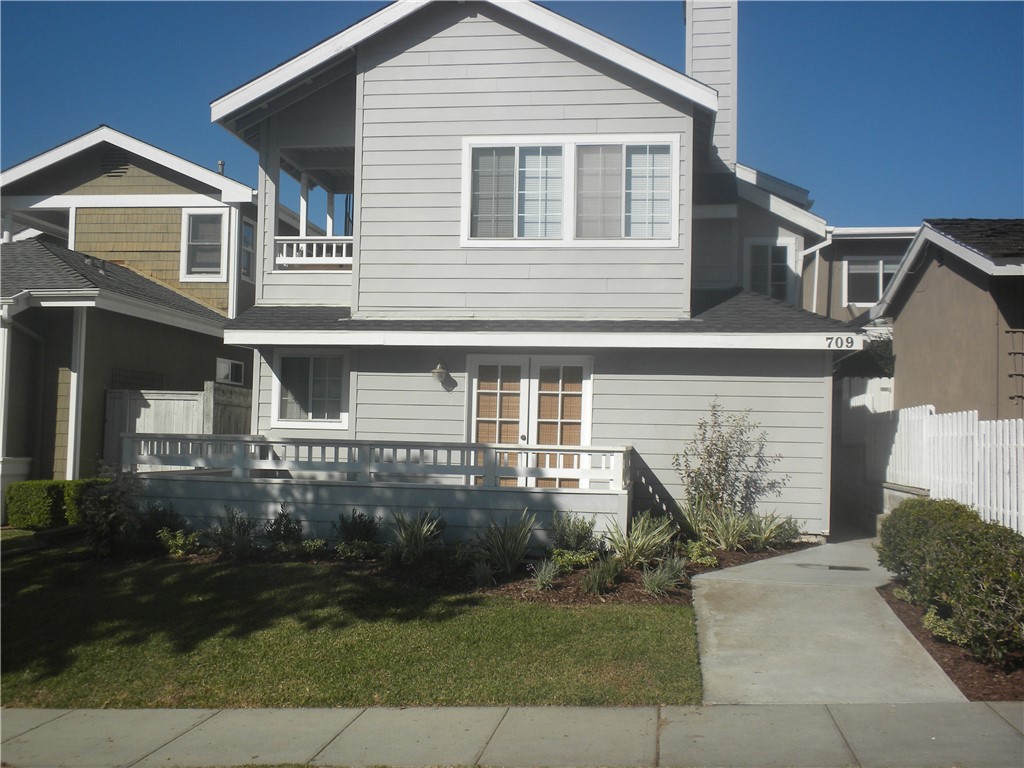 709.5 Poinsettia, Corona Del Mar CA 92625 - photo 1