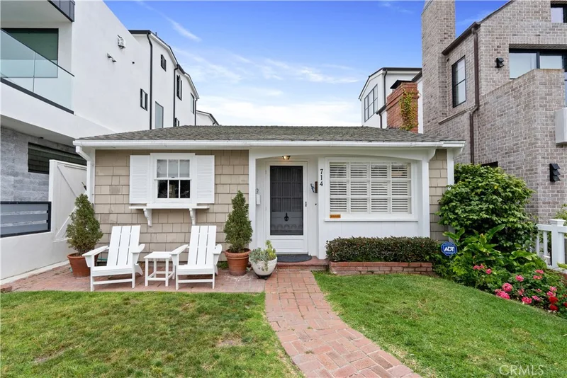 714 Heliotrope Avenue, Corona Del Mar, CA 92625