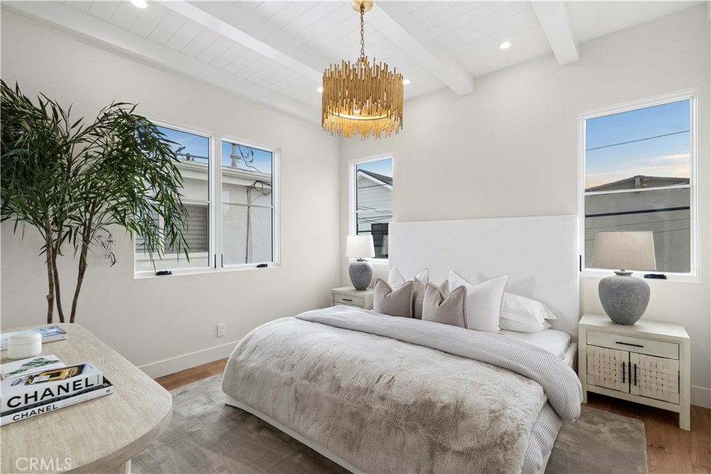 715 1/2 Poinsettia Avenue, Corona Del Mar CA 92625 - photo 14