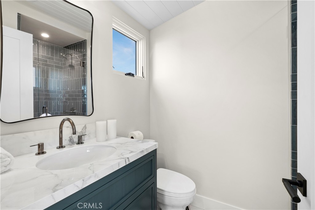 715 1/2 Poinsettia Avenue, Corona Del Mar CA 92625 - photo 18
