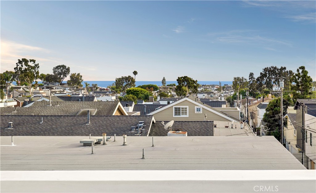 715 1/2 Poinsettia Avenue, Corona Del Mar CA 92625 - photo 20
