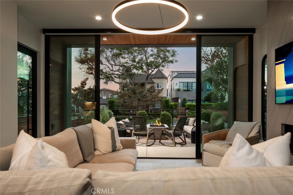 716 Orchid Avenue, Corona Del Mar CA 92625 - photo 12