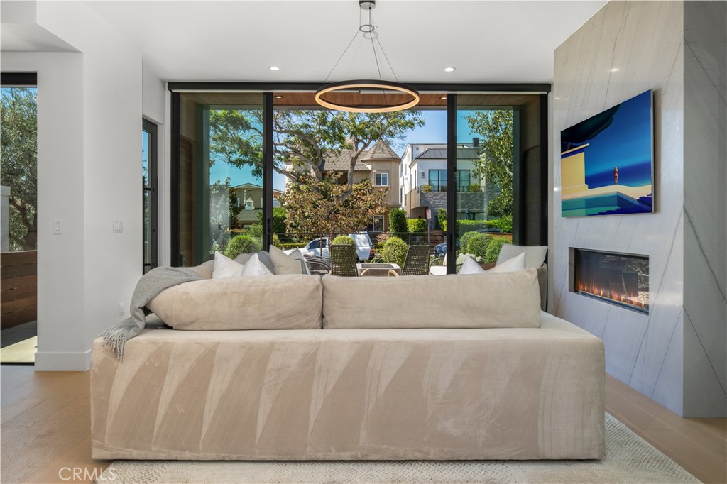 716 Orchid Avenue, Corona Del Mar CA 92625 - photo 14