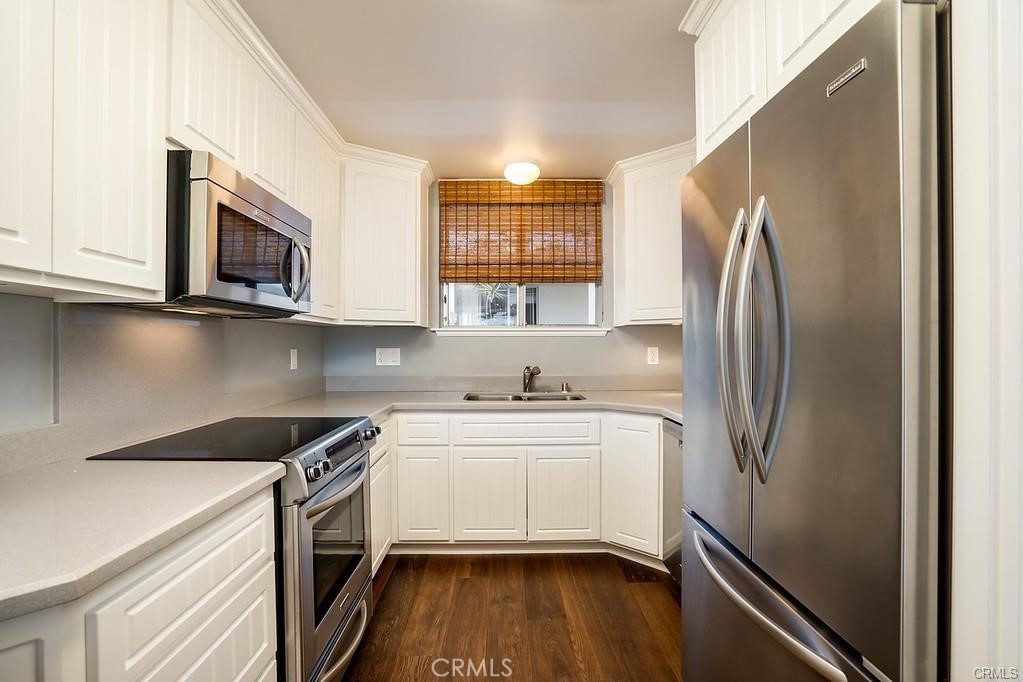 781 Avocado Avenue 303, Corona Del Mar CA 92625 - photo 1