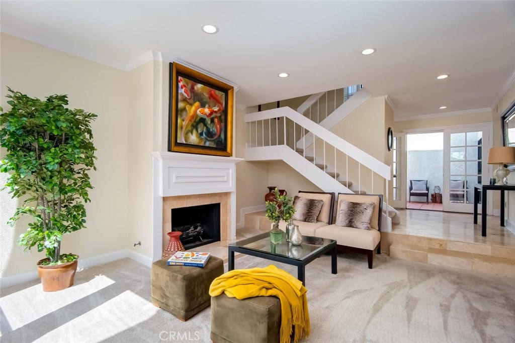 8 Crest Circle 13, Corona Del Mar CA 92625 - photo 1