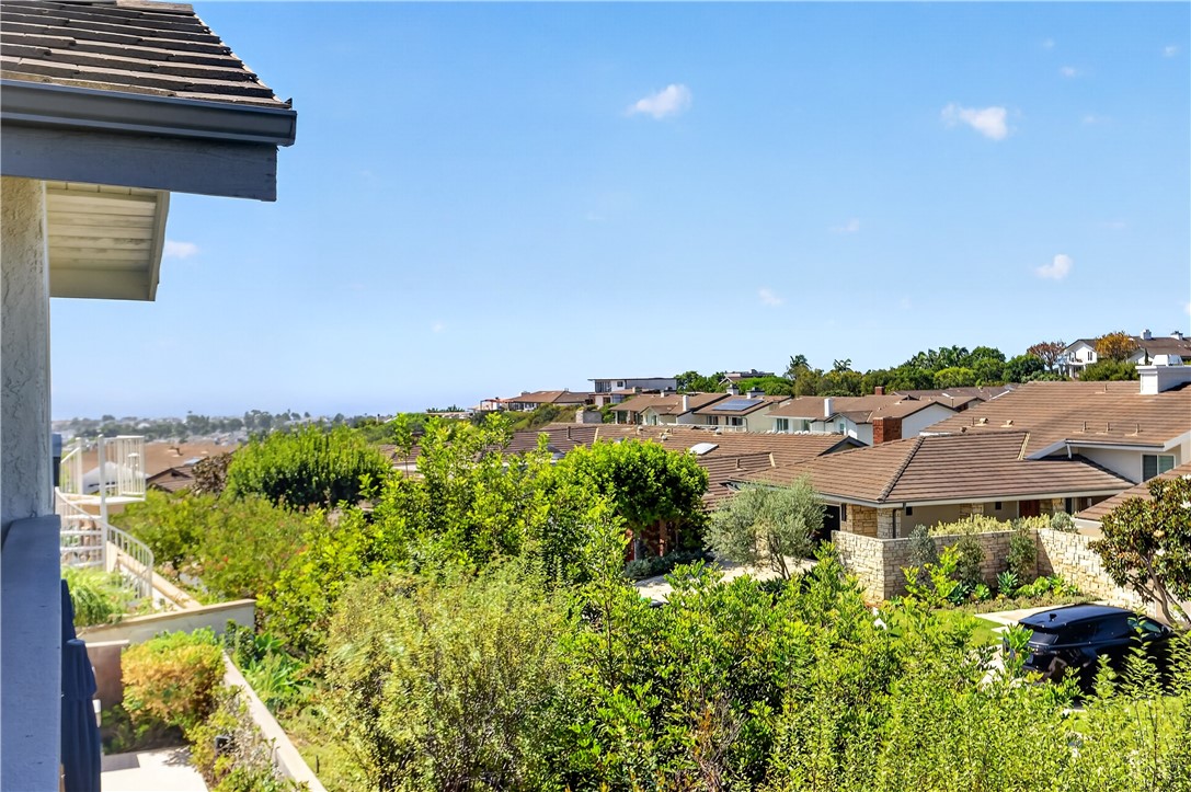 9 Curl, Corona Del Mar CA 92625 - photo 16