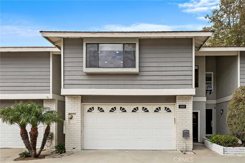1002 #1002 Nancy Lane, Costa Mesa, CA 92627