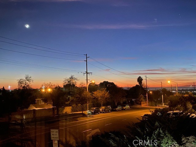 1010 W 19th, Costa Mesa CA 92627 - photo 2