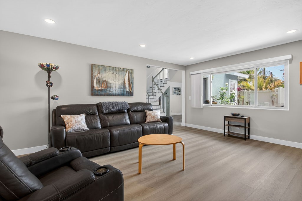 1010 W 19th, Costa Mesa CA 92627 - photo 7