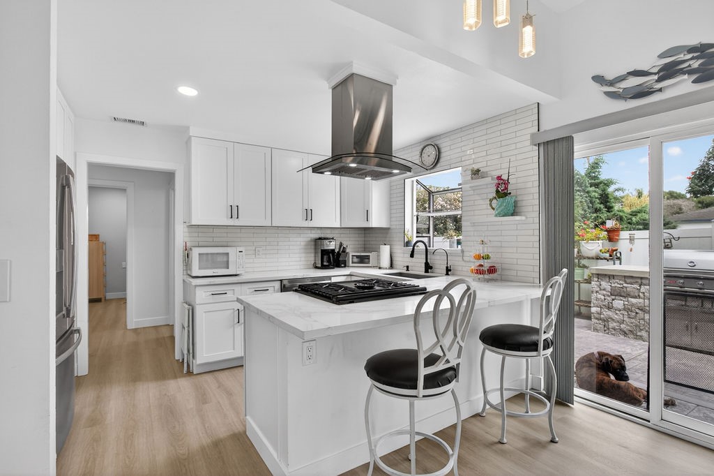 1010 W 19th, Costa Mesa CA 92627 - photo 8