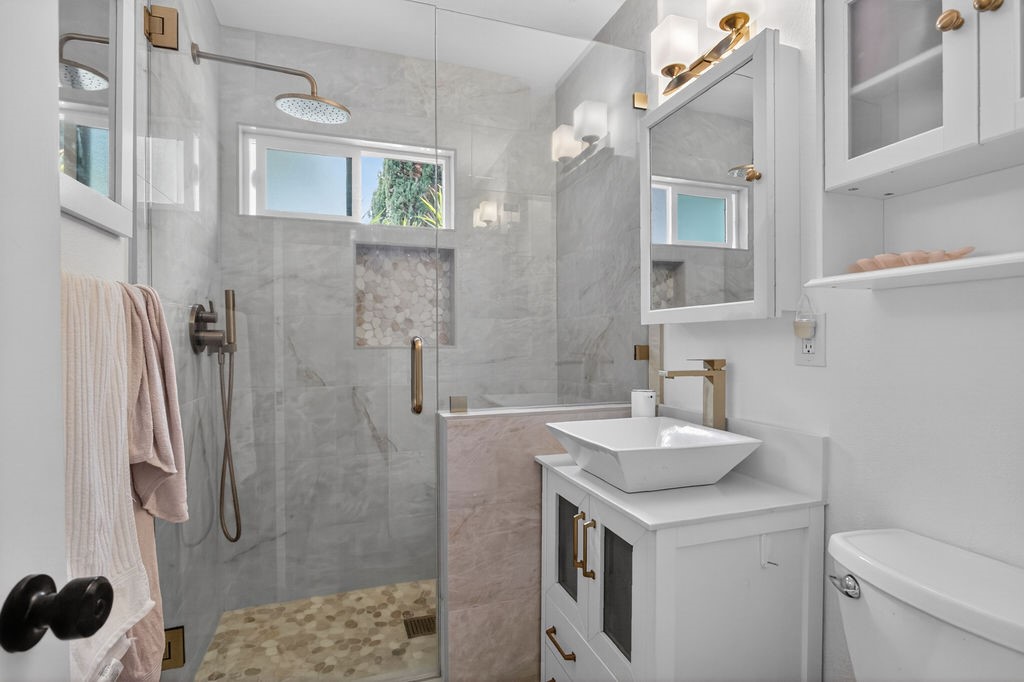 1010 W 19th, Costa Mesa CA 92627 - photo 14