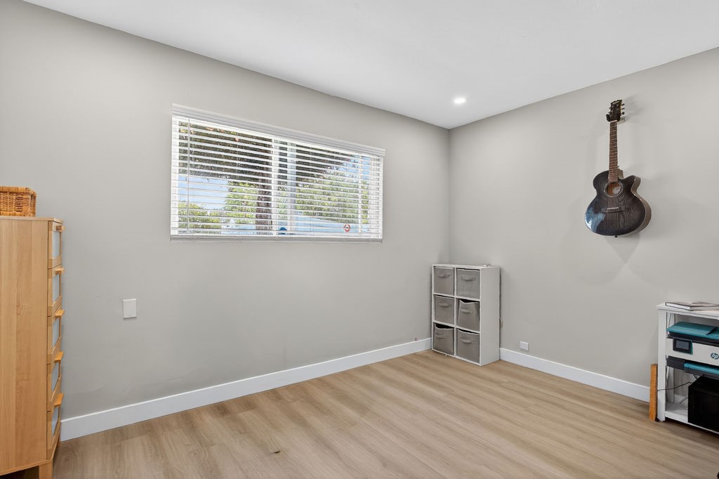 1010 W 19th, Costa Mesa CA 92627 - photo 16