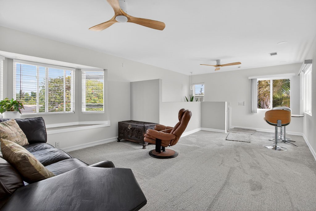 1010 W 19th, Costa Mesa CA 92627 - photo 18