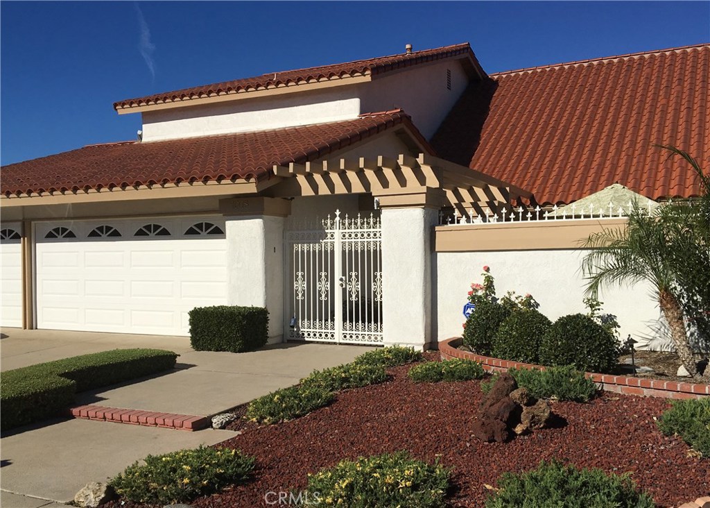 1018 Secretariat Circle, Costa Mesa CA 92626 - photo 1