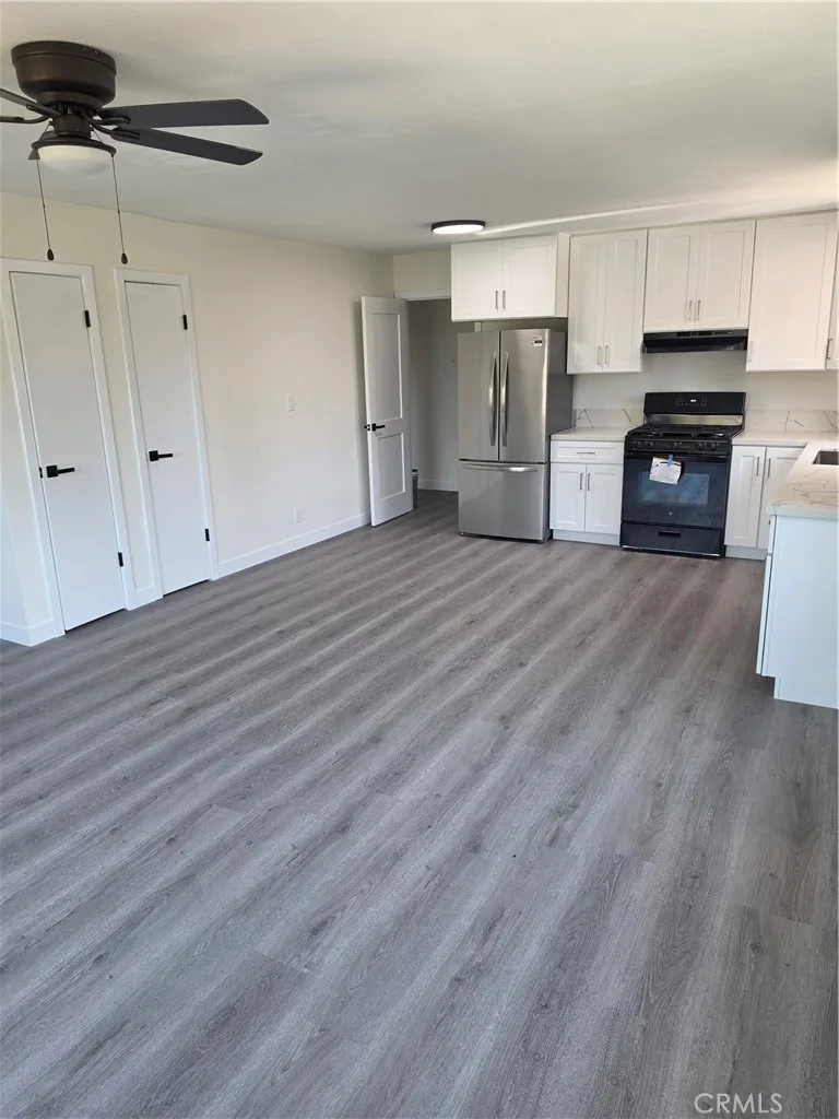 1034 El Camino, Costa Mesa, CA 92626
