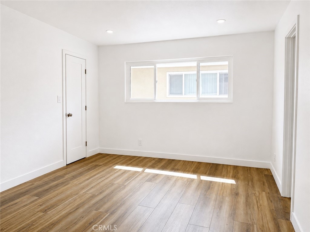 1040 El Camino C, Costa Mesa CA 92626 - photo 5