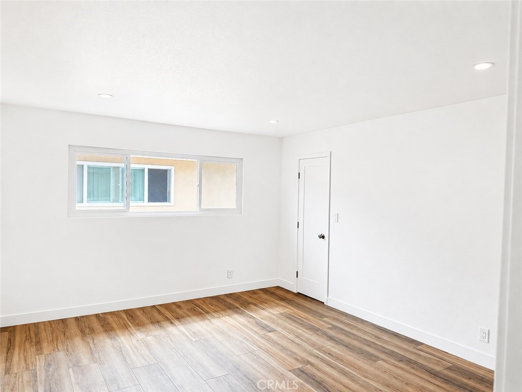 1040 El Camino C, Costa Mesa CA 92626 - photo 6