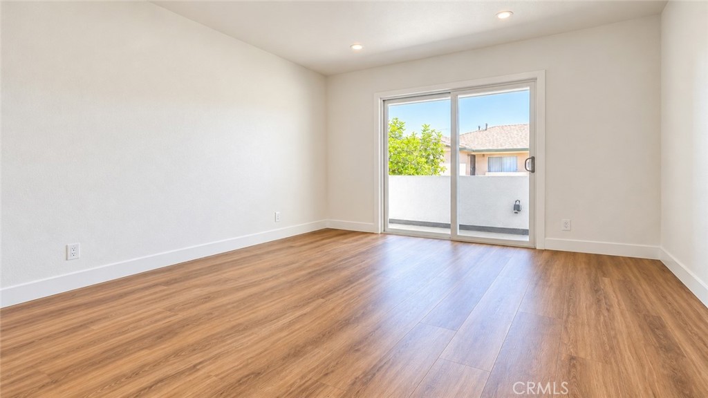 1040 El Camino C, Costa Mesa CA 92626 - photo 8