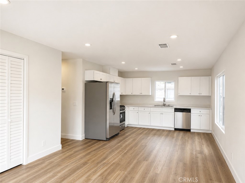 1040 El Camino E, Costa Mesa CA 92626 - photo 1