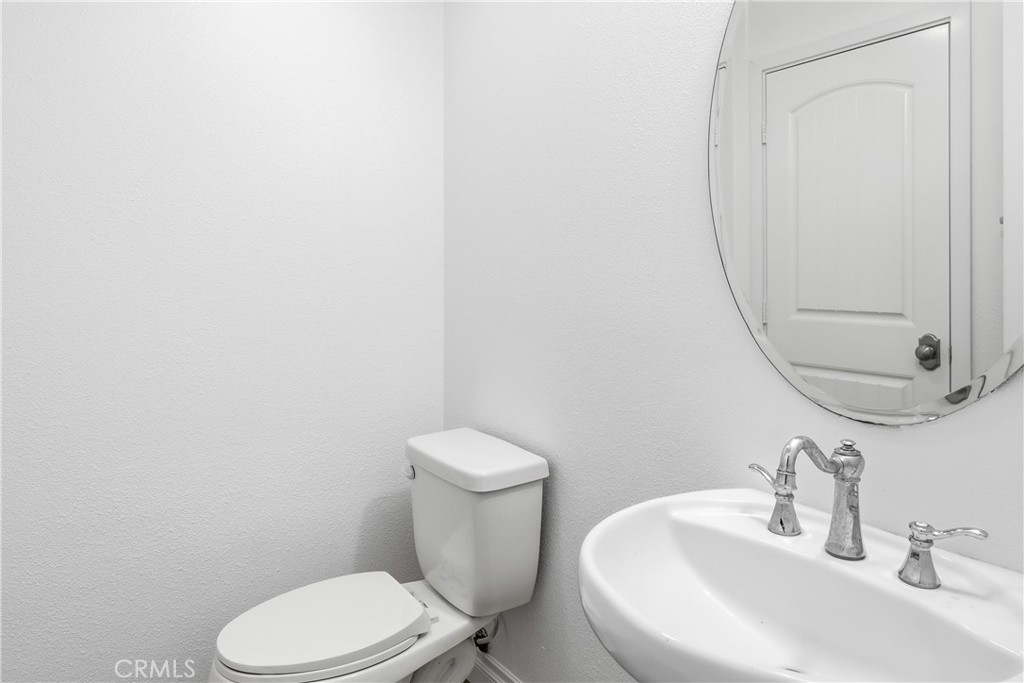 half bath down - 1044 Palmetto, Costa Mesa CA 92626 - photo 15