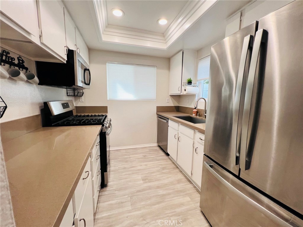 1120 Sandi, Costa Mesa CA 92627 - photo 3