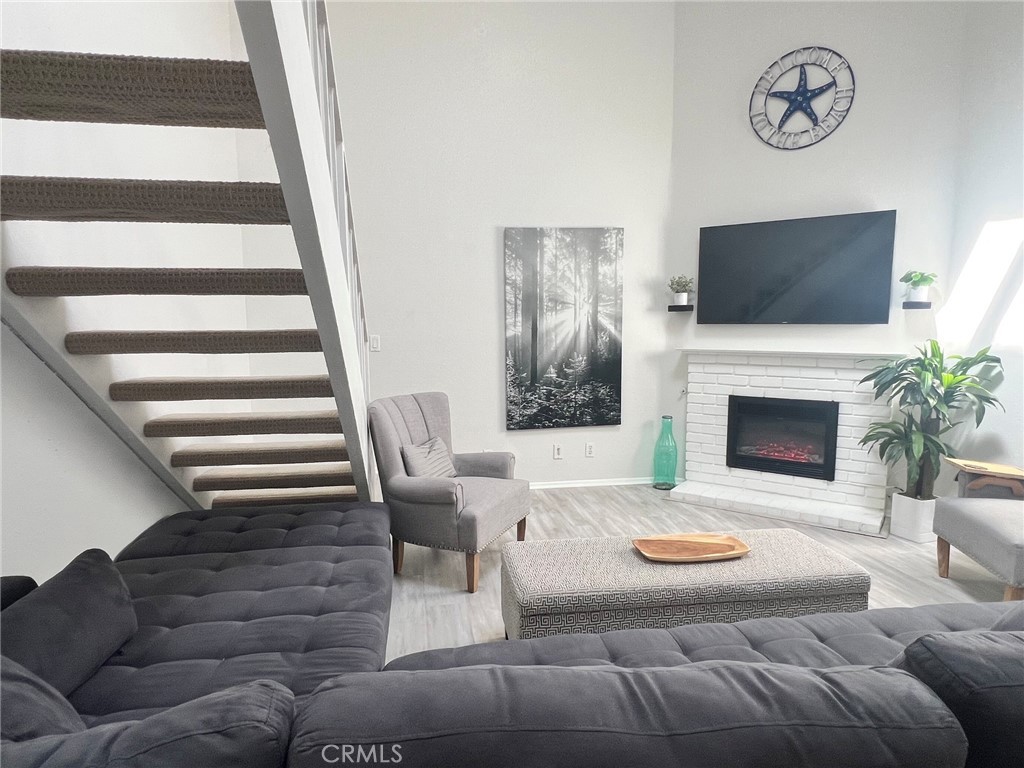 1120 Sandi, Costa Mesa CA 92627 - photo 4